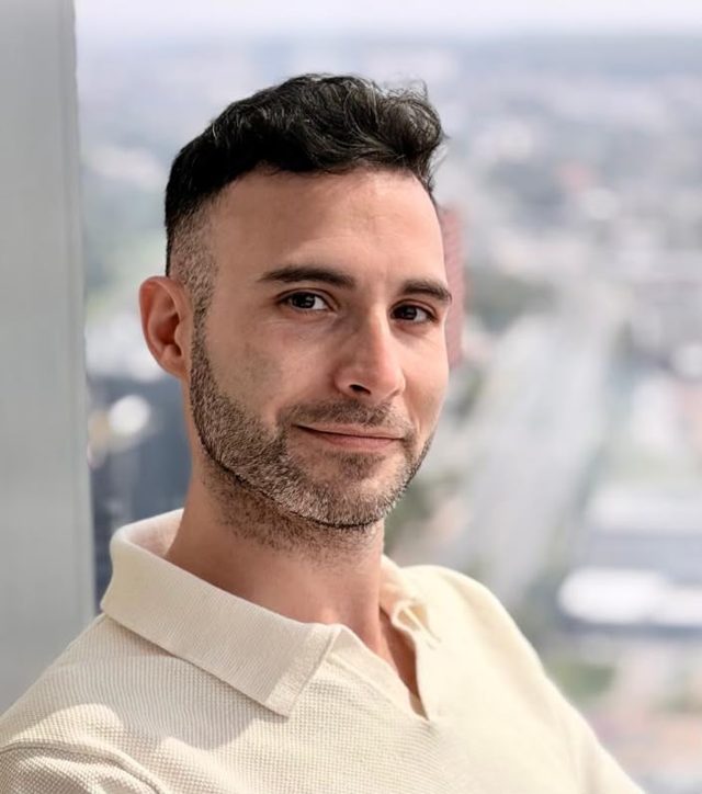 Alen Crescenzi, abogado